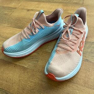 Hoka tennis shoes